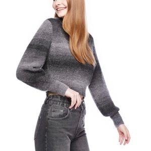 No Boundaries Women's Ombre Sweater Medium